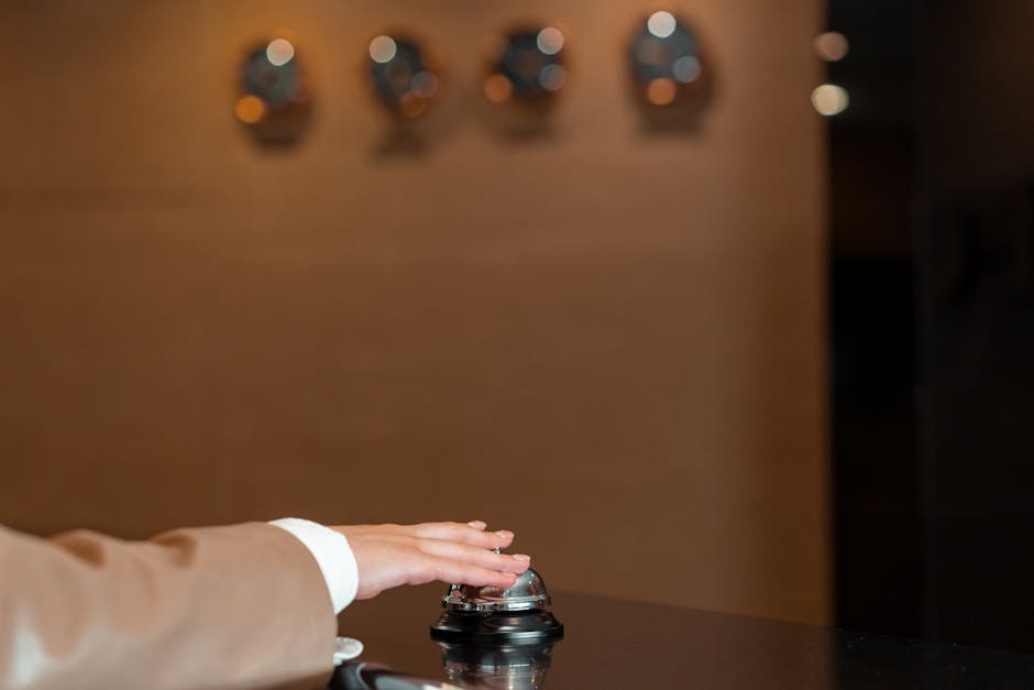 تطبيق حجز فنادق مثل Booking الإمارات