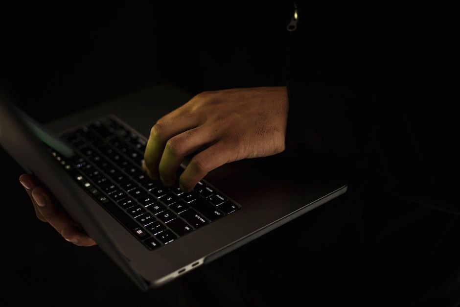 اختبار اختراق الشركات الإمارات