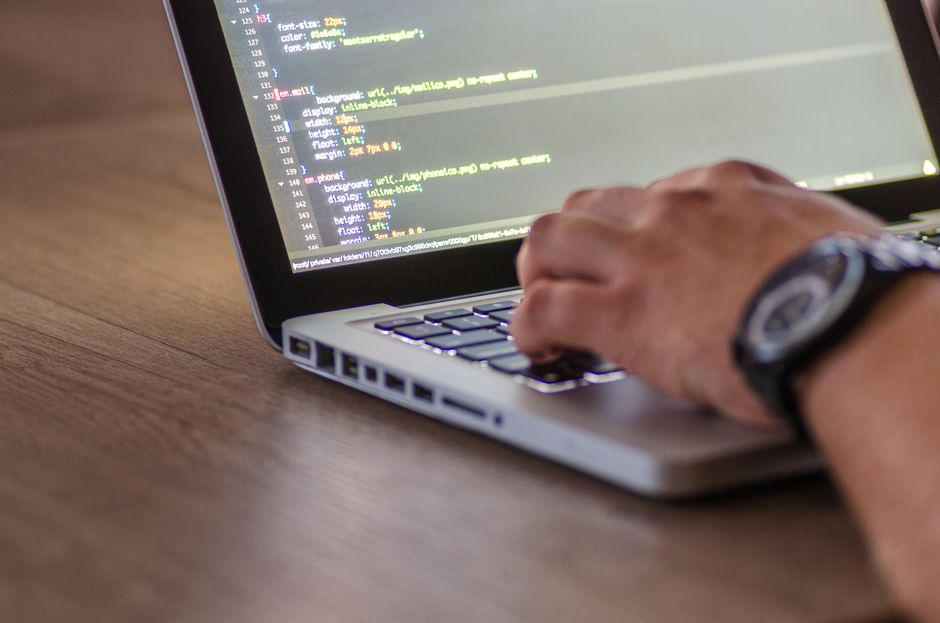 الامتثال لضريبة القيمة المضافة برمجيا